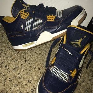 Air Jordan 4 Retro "dunk from above"